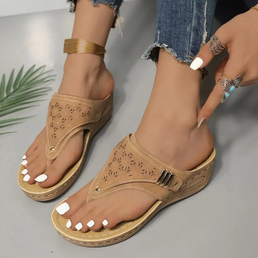 Round Toe Thick Bottom Herringbone Style Sandals - Style Ratio