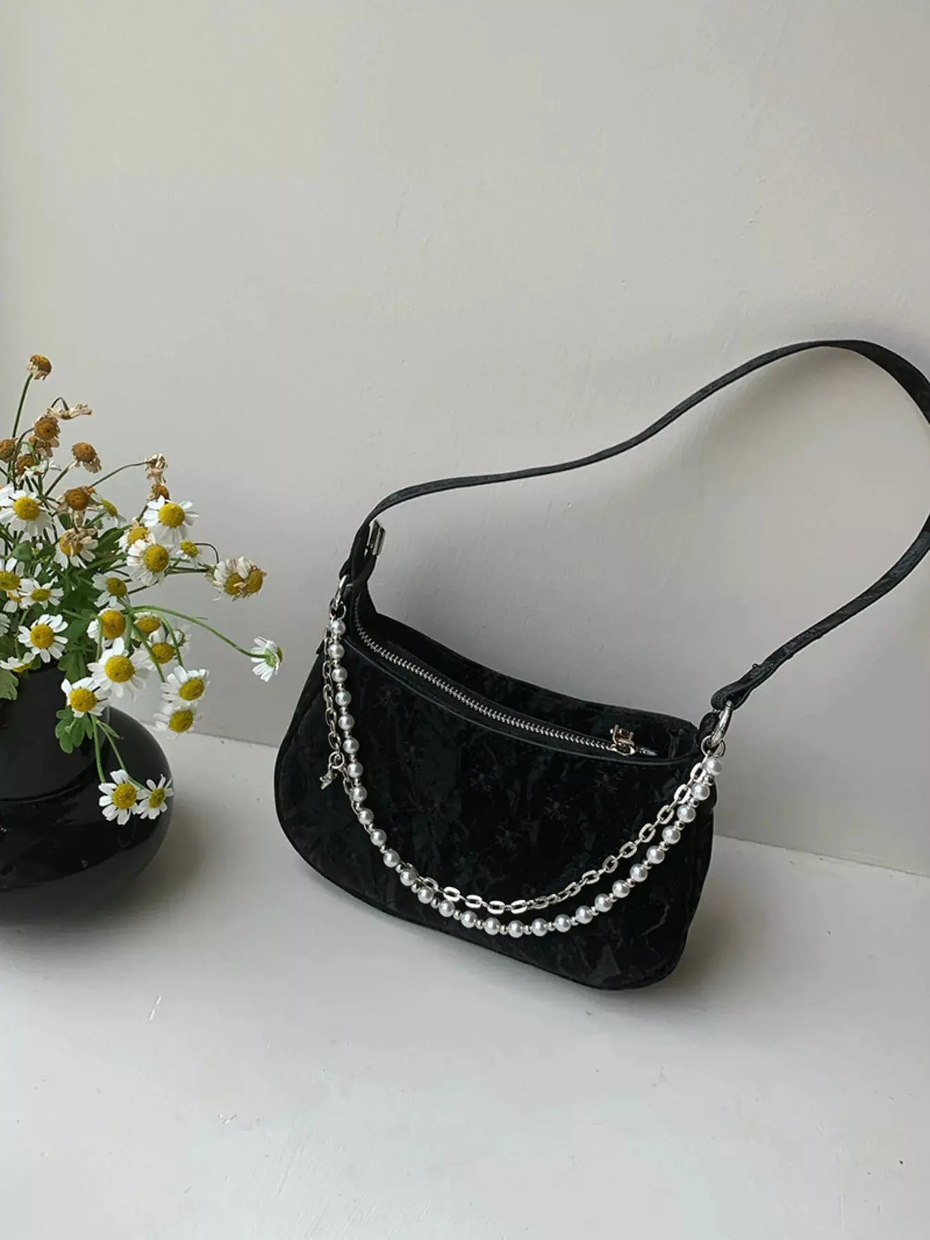 Pearl Chain Shoulder Bag  Style Ratio