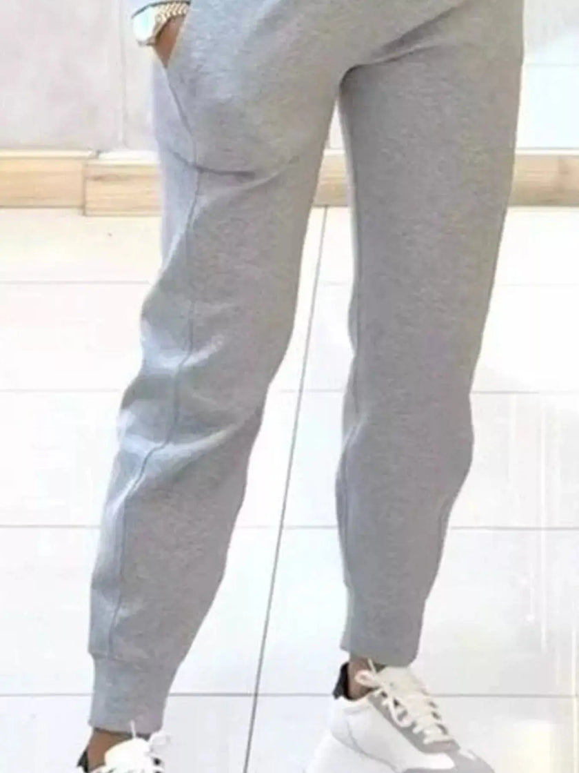 Casual Chic Cropped Sweatshirt and Jogger Set  Style Ratio