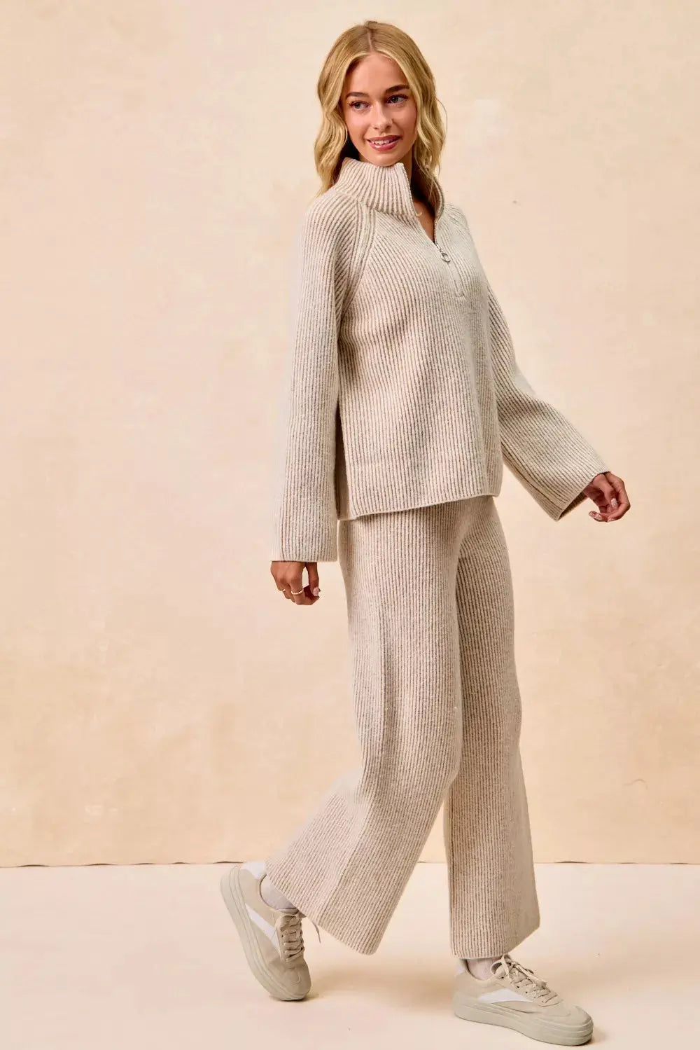 BiBi Two Tone Rib Textured Knit Collared Top with Zip Up  Style Ratio