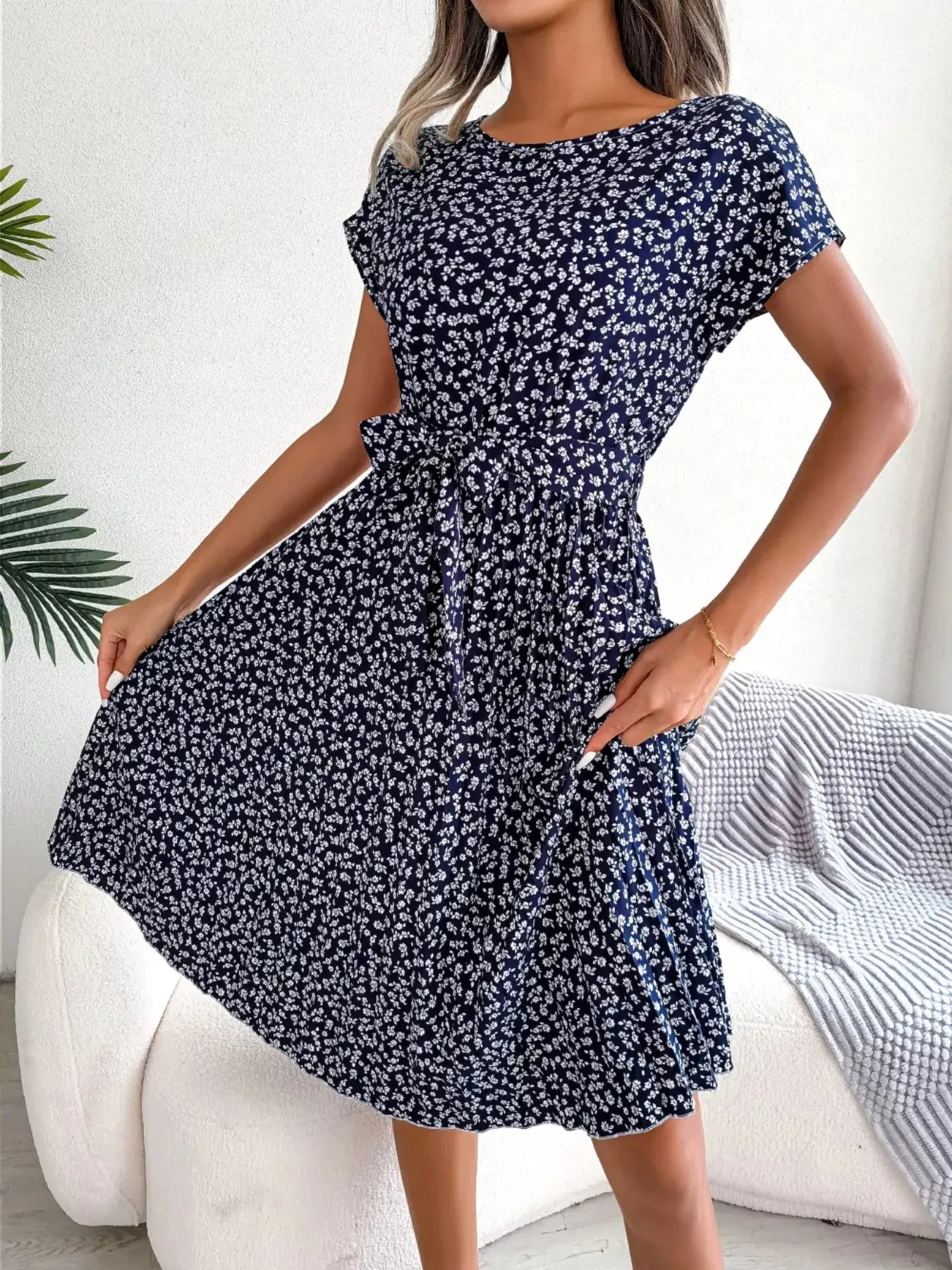Floral Print Pleated Midi Dress with Belt  Style Ratio
