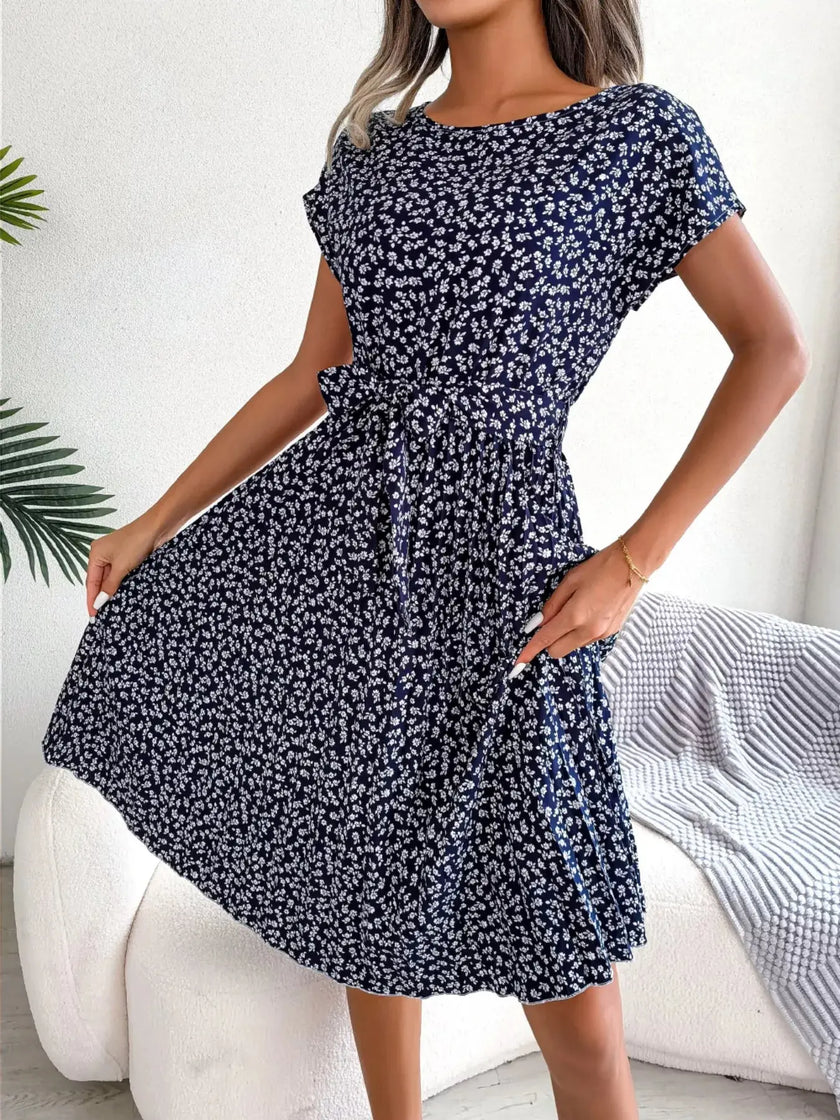 Floral Print Pleated Midi Dress with Belt  Style Ratio