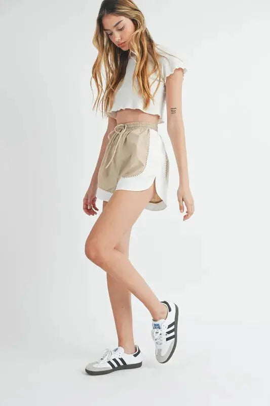 Mable Drawstring Waist Contrast Trim Detail Shorts  Style Ratio