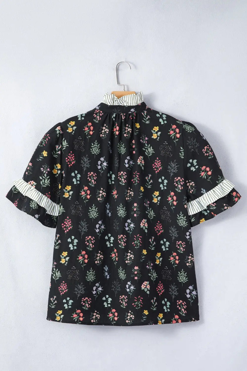 Contrast Frilled Trim Short Sleeve Floral Shirt  Style Ratio