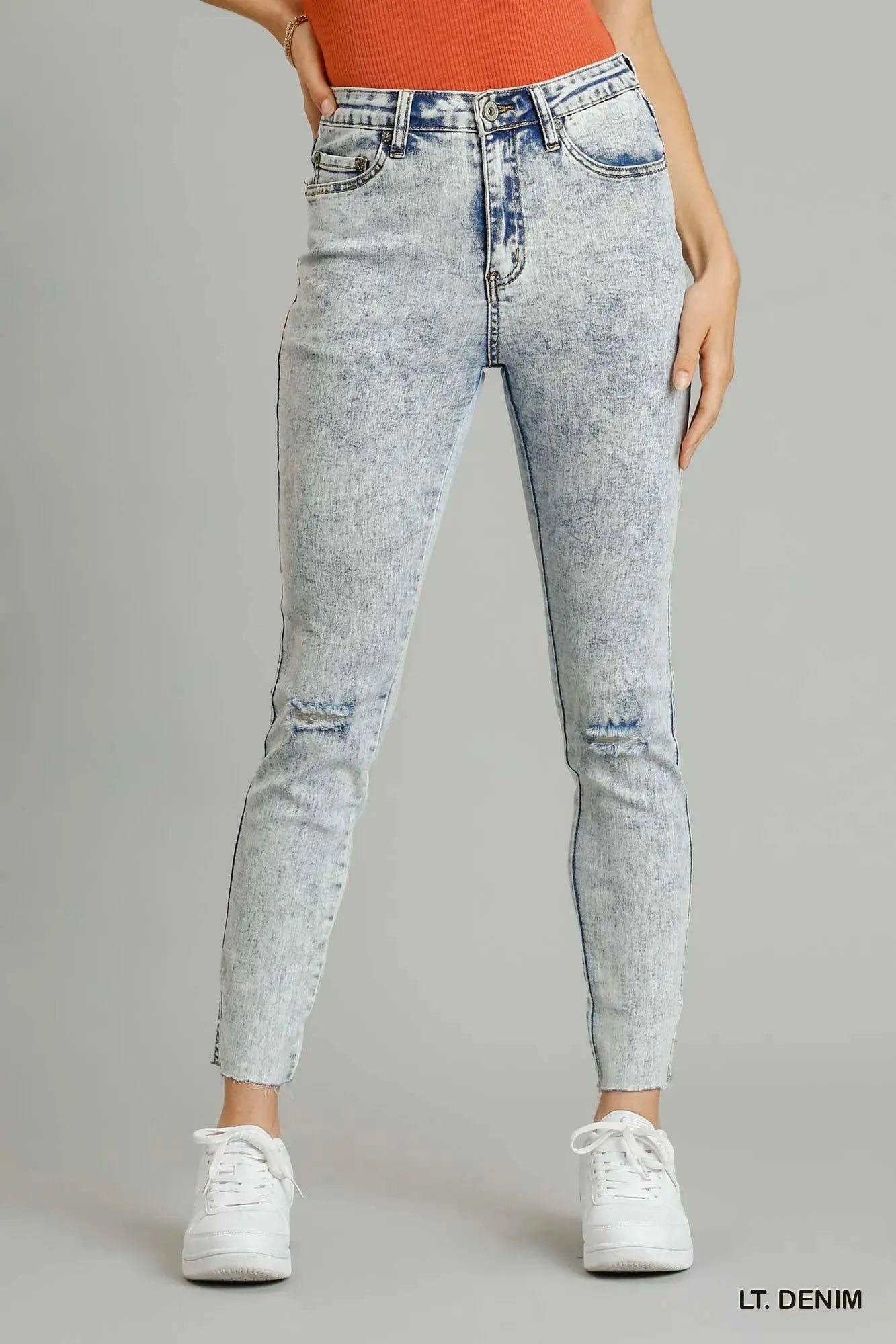 Umgee 5-Pockets Distressed Detail Stretch Denim Skinny Jeans with Unfinished Hem  Style Ratio