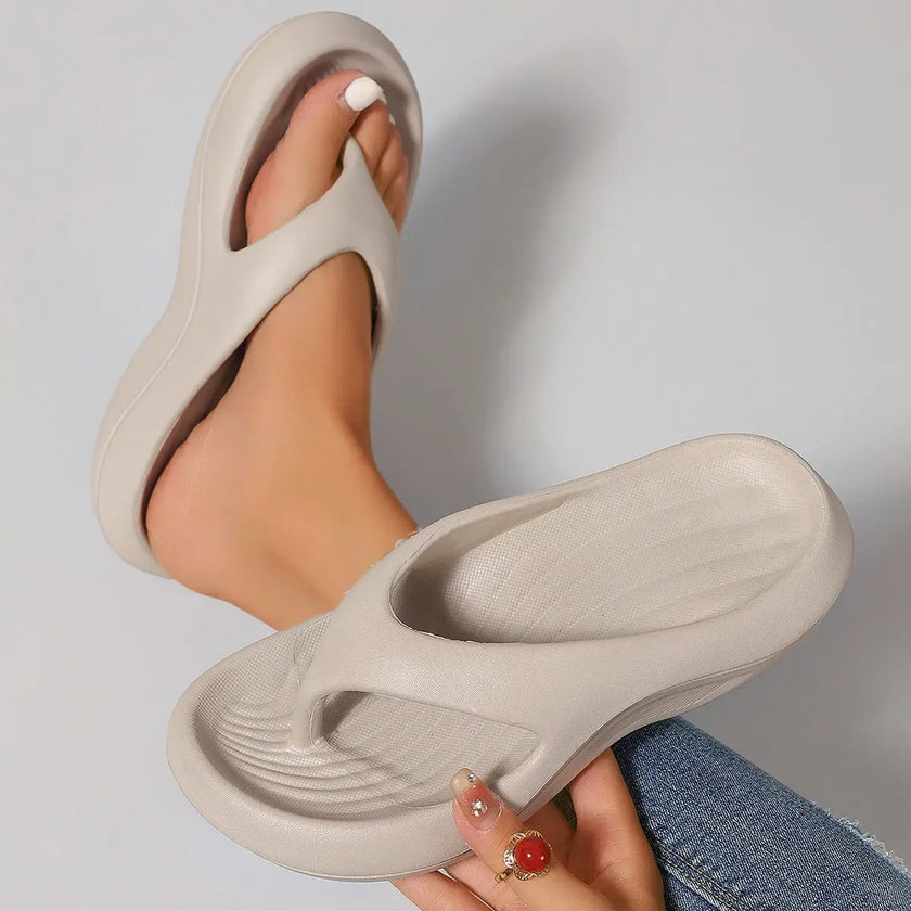 Anti-slip Soft Sole Beach Sandals - Style Ratio