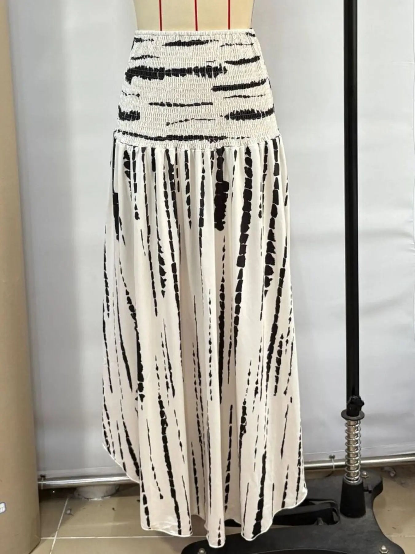 Smocked Asymmetrical Hem Skirt  Style Ratio