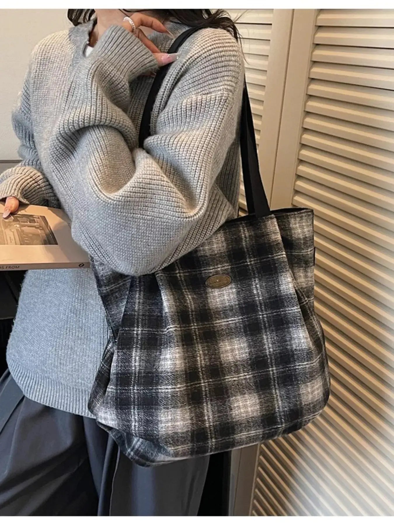 Plaid Pattern Casual Tote Bag  Style Ratio