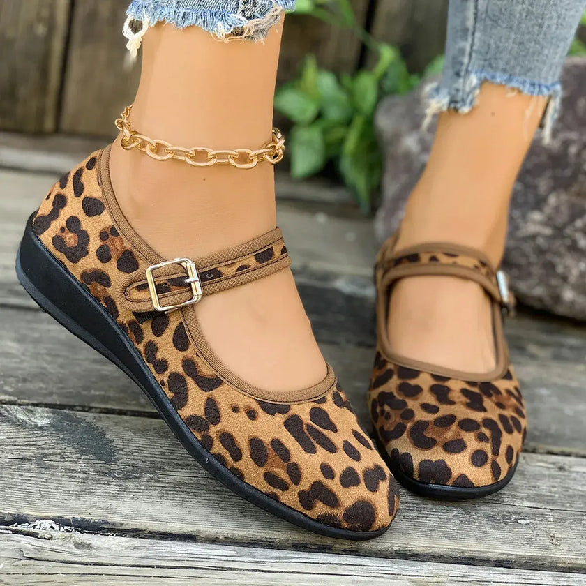 Round Toe Mesh Slip-Ons  Style Ratio