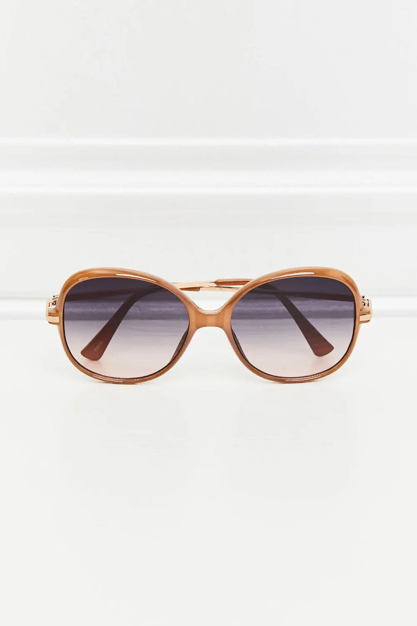Metal-Plastic Hybrid Full Rim Sunglasses  Style Ratio