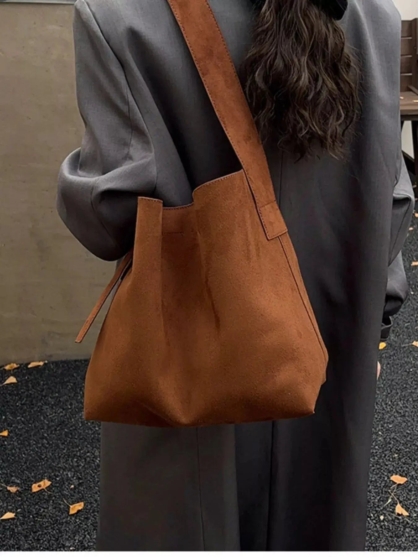 Buckle Adjustable Strap Tote Bag  Style Ratio