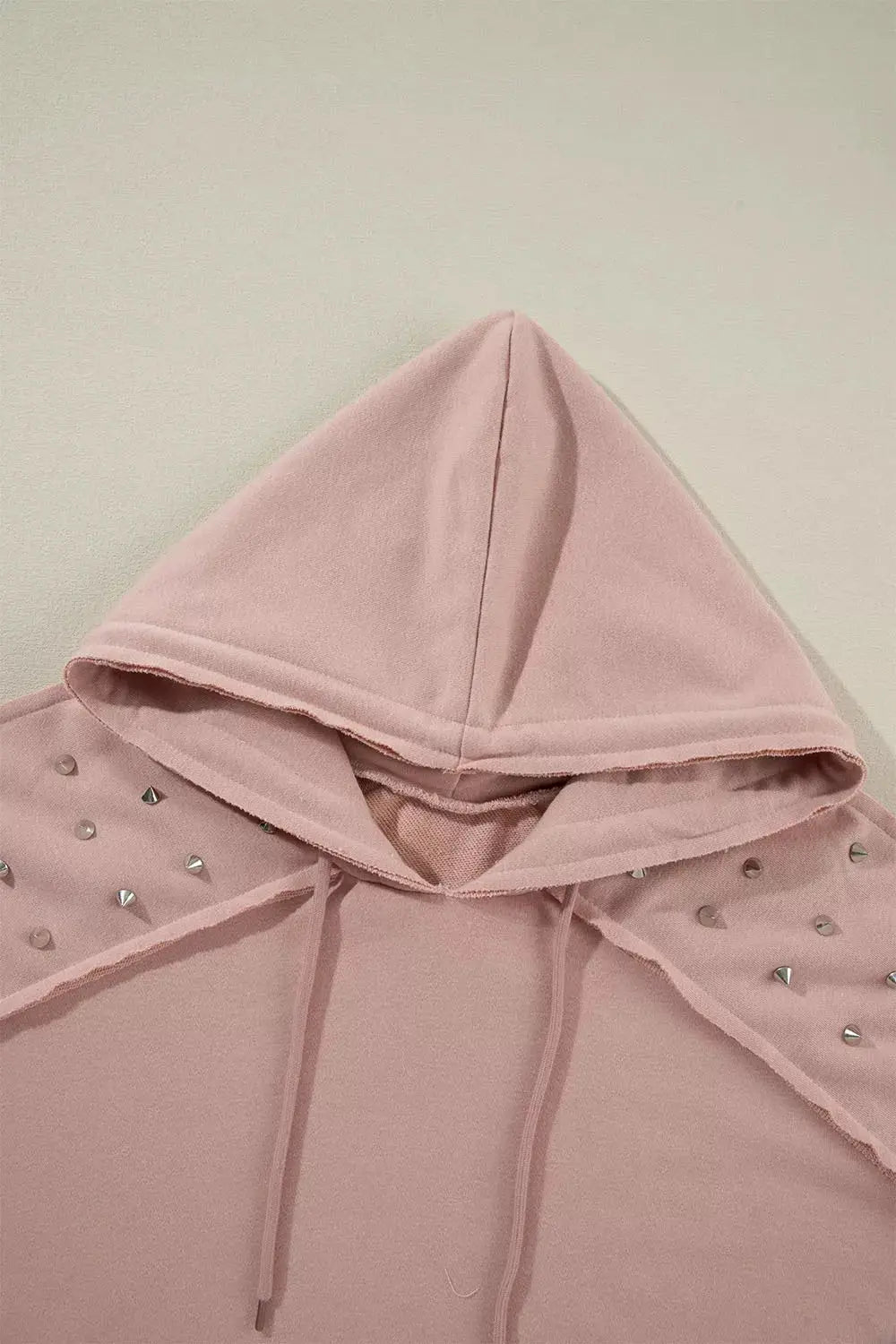 Drawstring Studded Shoulder Hoodie  Style Ratio