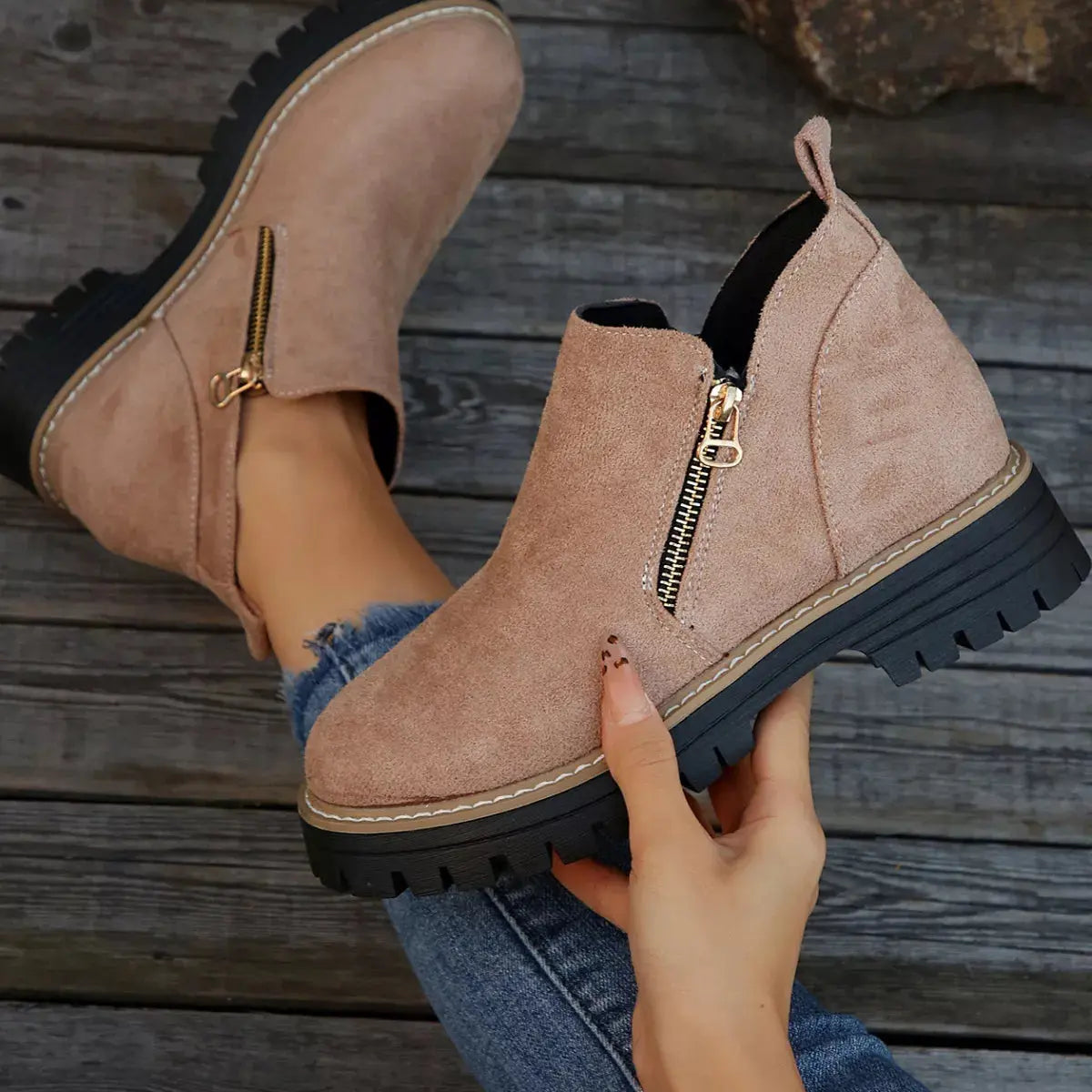 Ankle Boots with Zipper Detail  Style Ratio