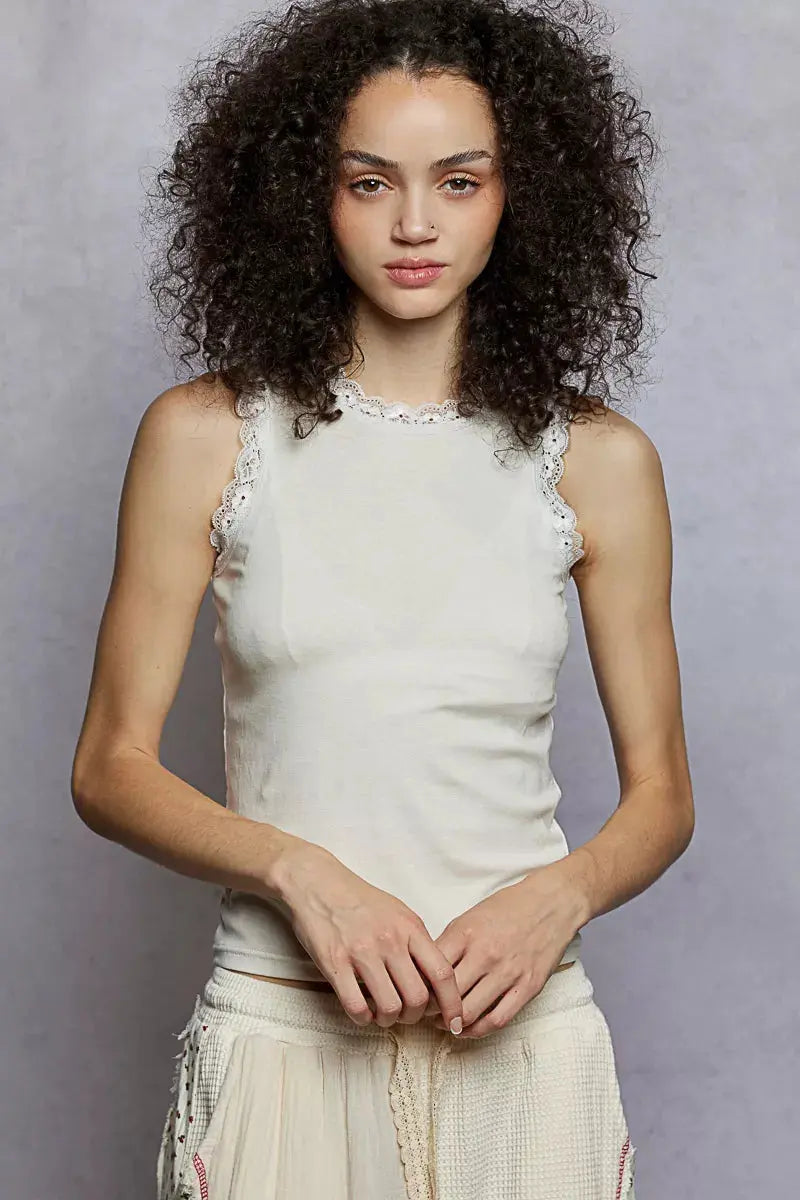 POL Round Neck Cropped Tank with Lace Trim  Style Ratio