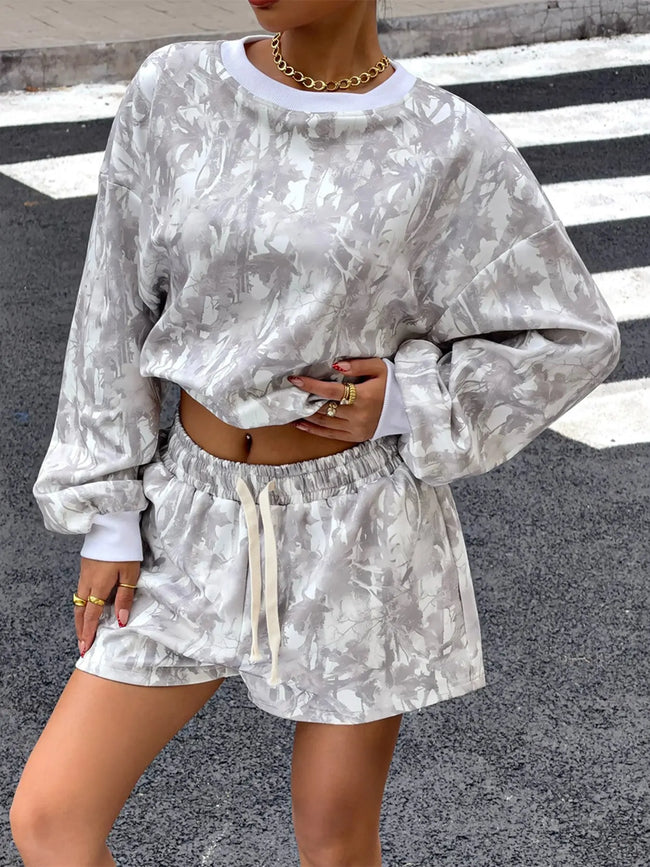 Round Neck Long Sleeve Top & Shorts Set  Style Ratio