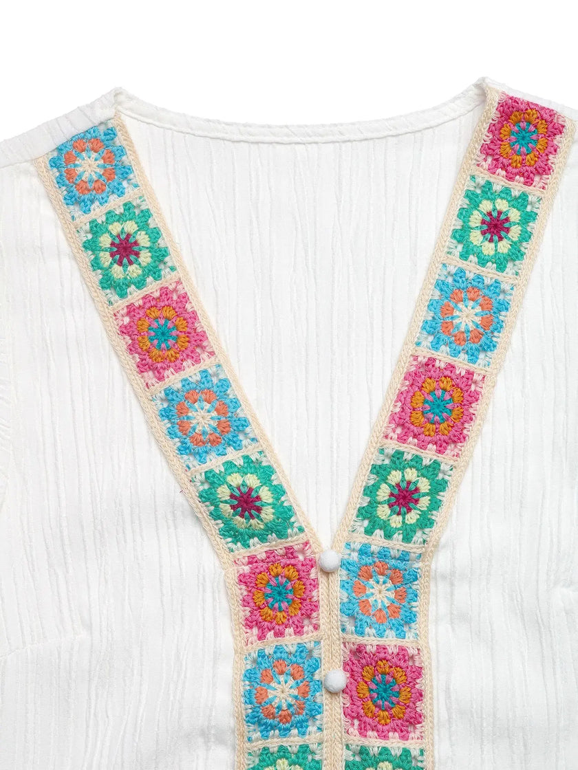 Crochet Trim V-Neck Blouse  Style Ratio