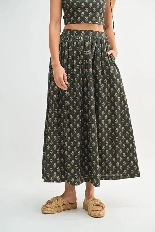 MABLE Floral Crop Top and Skirt Set  Style Ratio