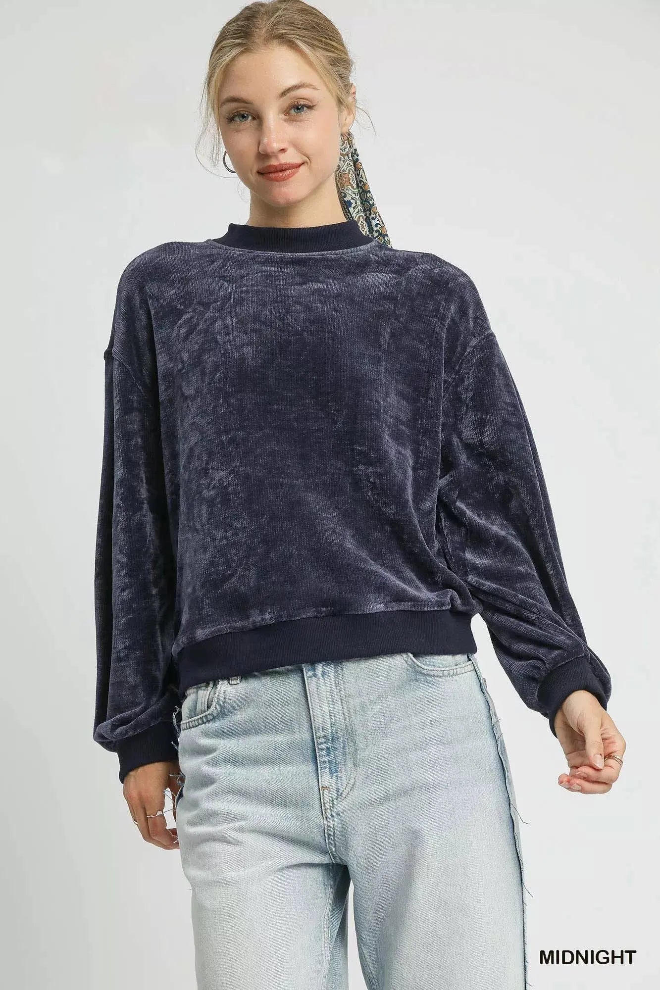 Umgee Velour Crewneck Balloon Sleeve Sweatshirt  Style Ratio
