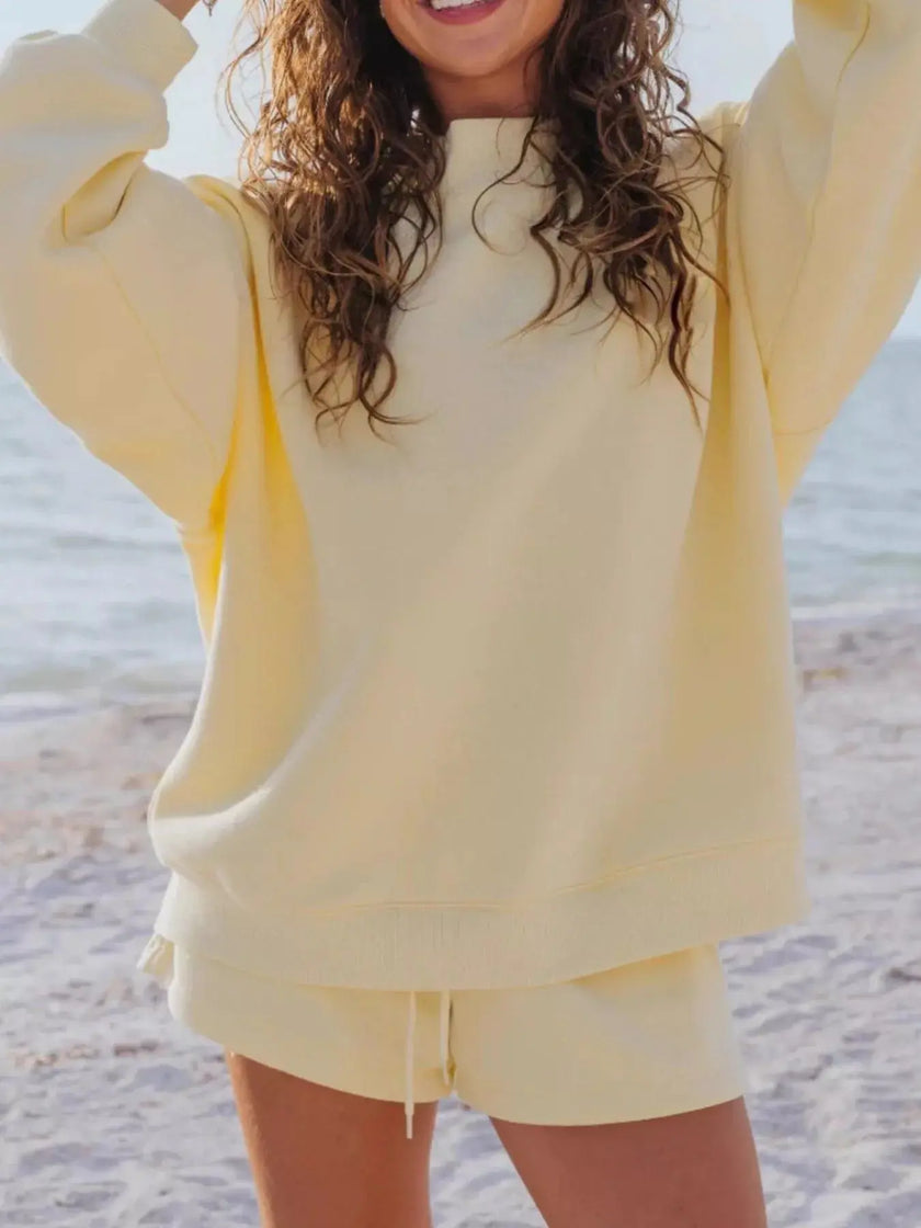 Relaxed Fit Round Neck Sweatshirt and Shorts Set  Style Ratio