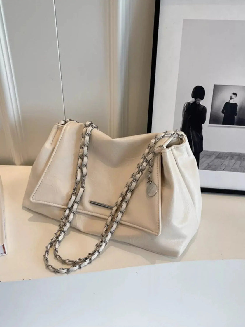Chain Accent Flap Shoulder Bag  Style Ratio