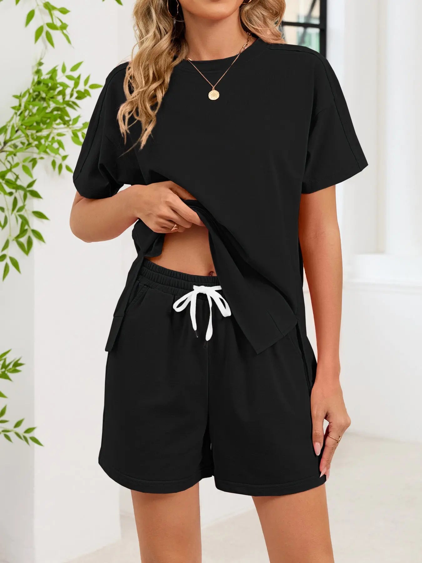 Round Neck Short Sleeve Shirt and Shorts Loungewear  Style Ratio