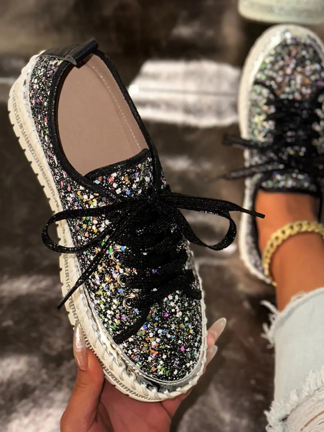 Lace Up Sequin Round Toe Platform Sneakers  Style Ratio