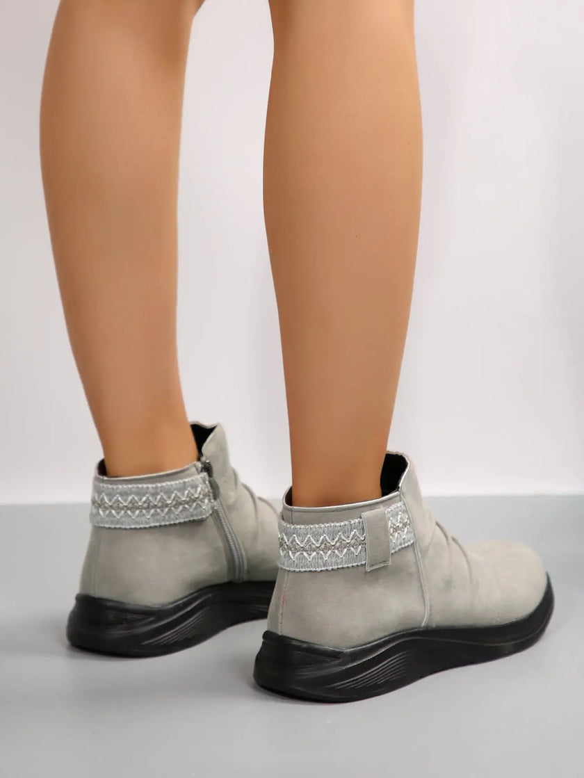 Pleated Side Zip Short Boots  Style Ratio