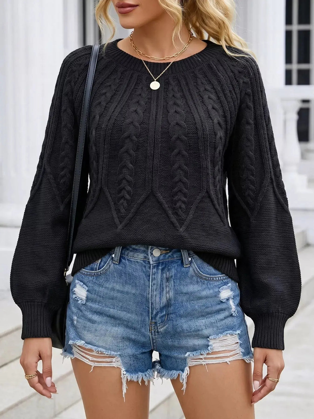 Cable-Knit Round Neck Sweater  Style Ratio