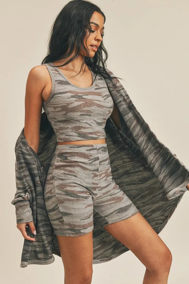 Cardigan Three Piece  Style Ratio