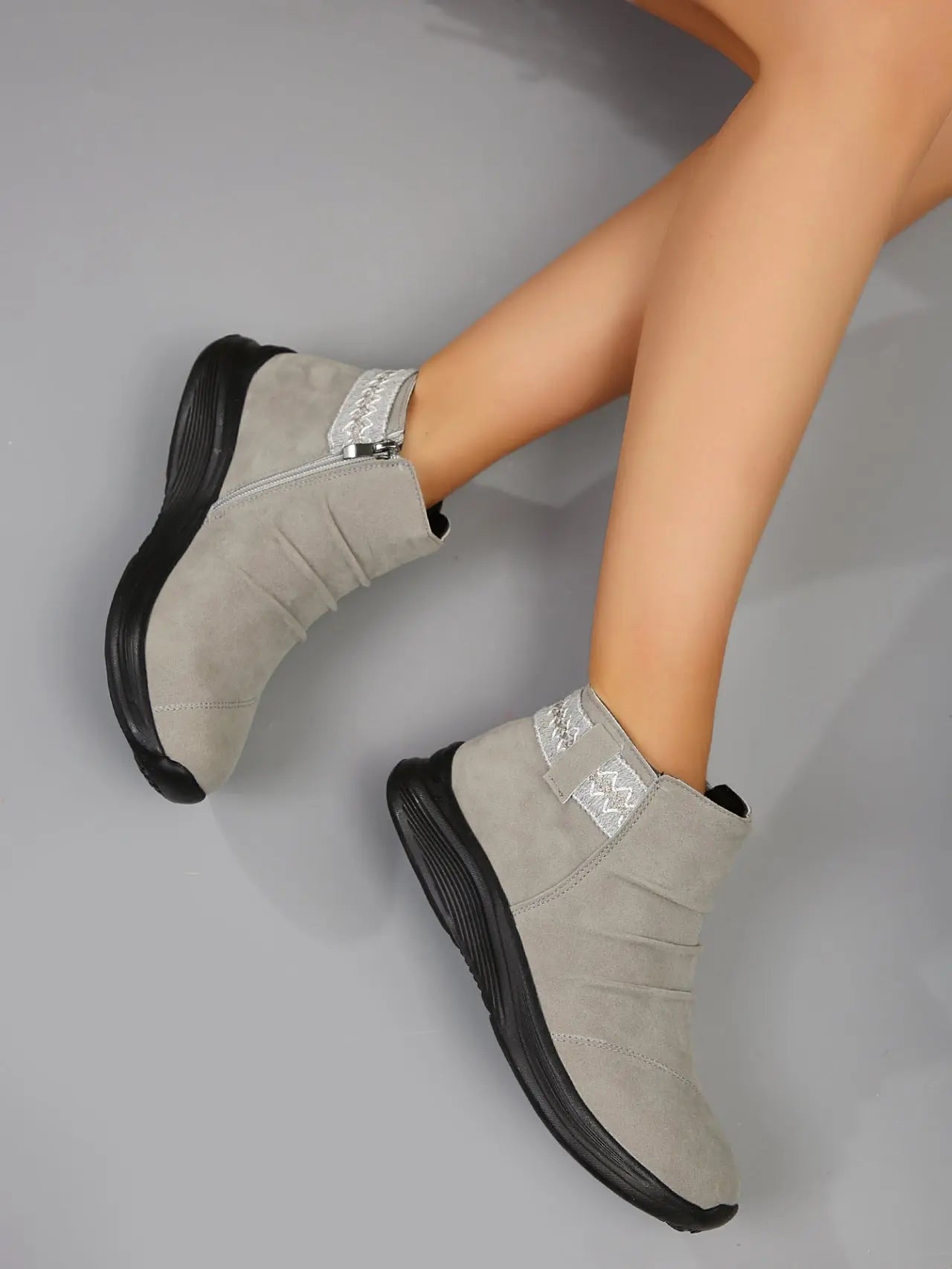 Pleated Side Zip Short Boots  Style Ratio
