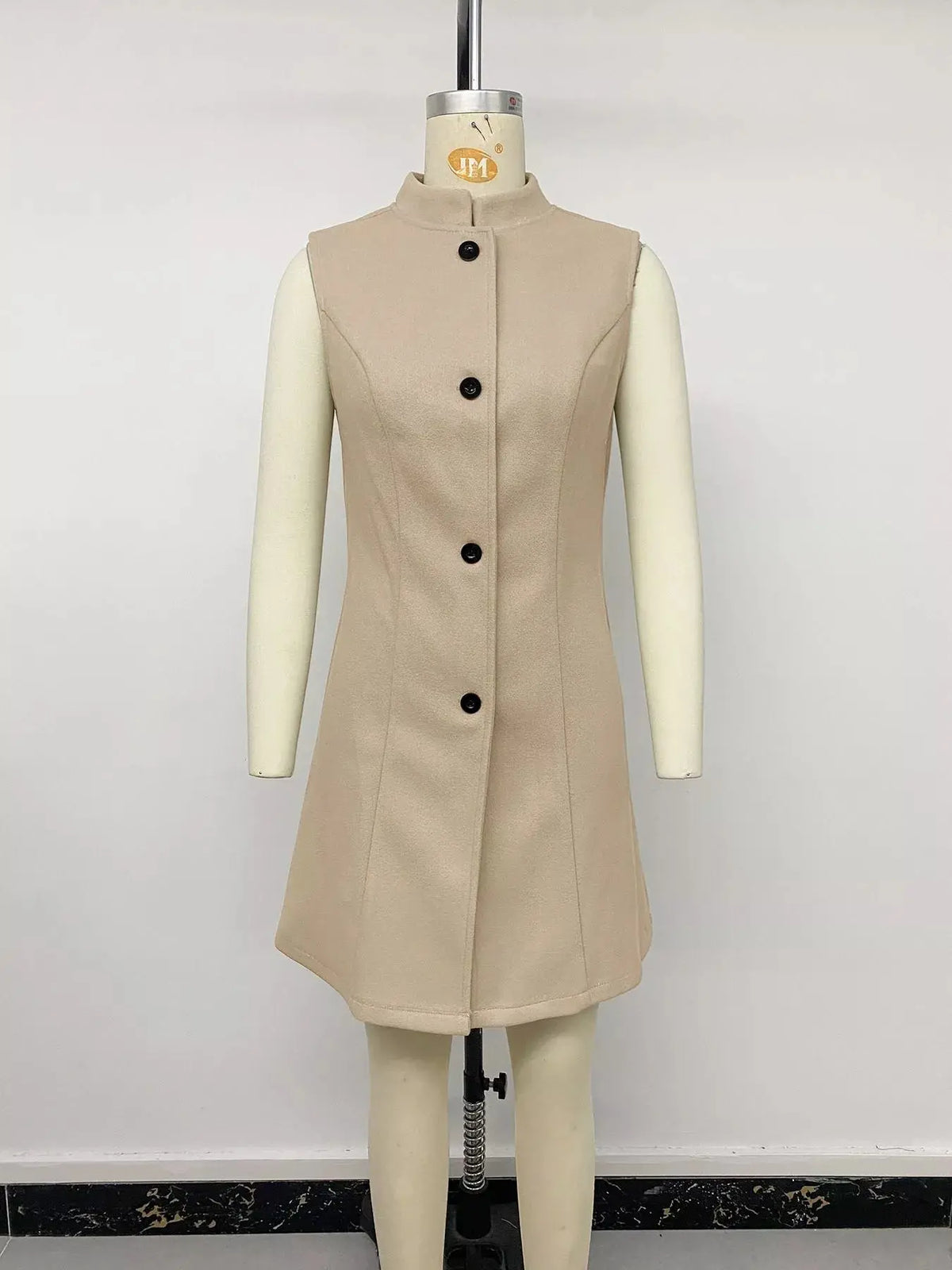 Elegant Button-Down Vest Coat  Style Ratio