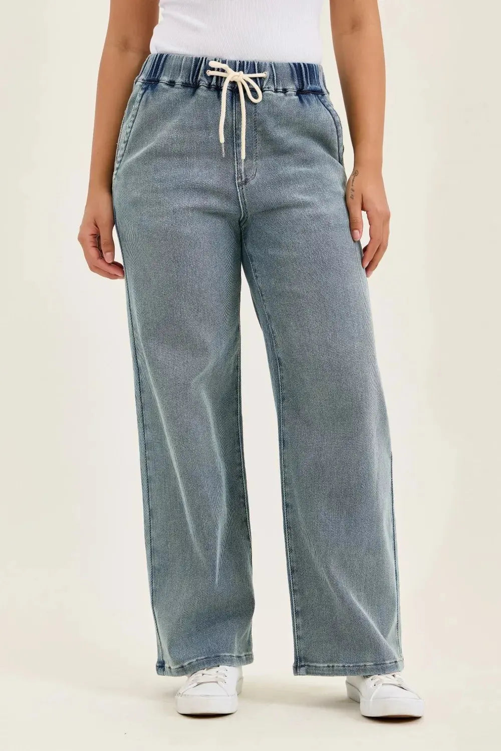 Judy Blue Hight Waist Wilhelmina Baggy Jeans with Md Aged Stone Blue Wash  Style Ratio