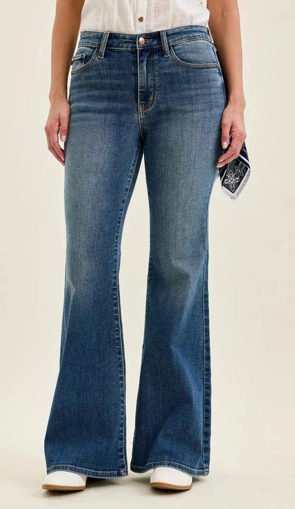 Judy Blue Mid Rise Jaqueline Flare with Triple Needle Back Pkts and Bandana Loop  Style Ratio