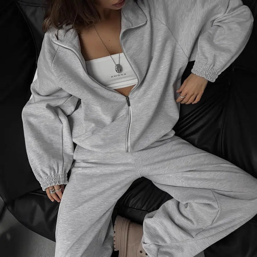 Long Sleeved Sportswear and Pants Set  Style Ratio