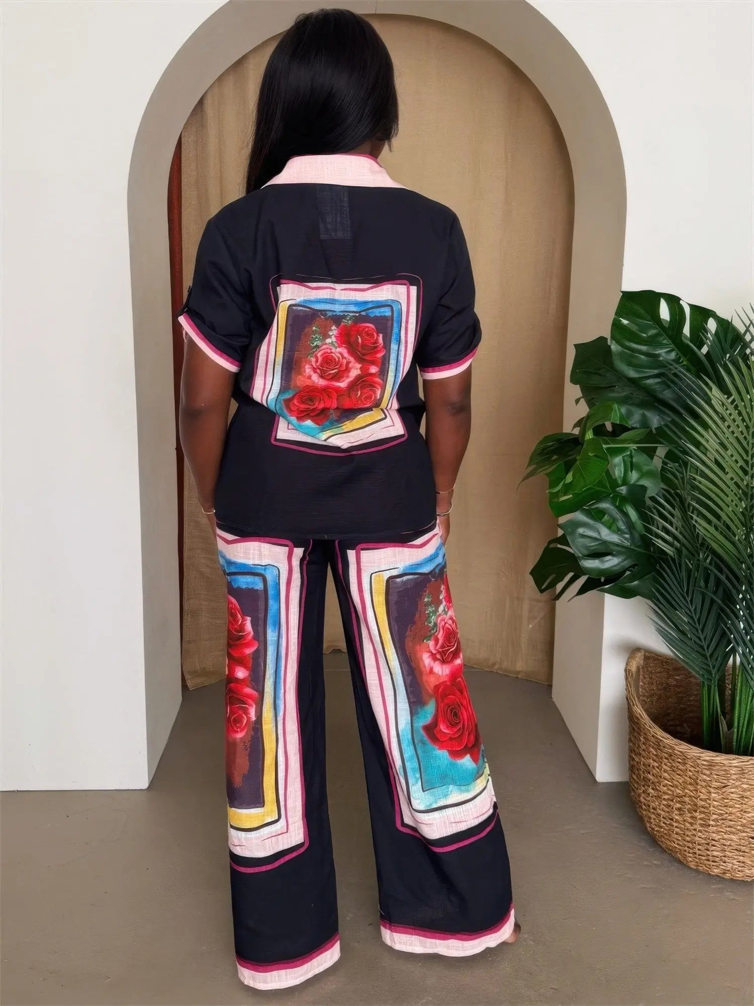 Midnight Bloom Framed Resort Set  Style Ratio