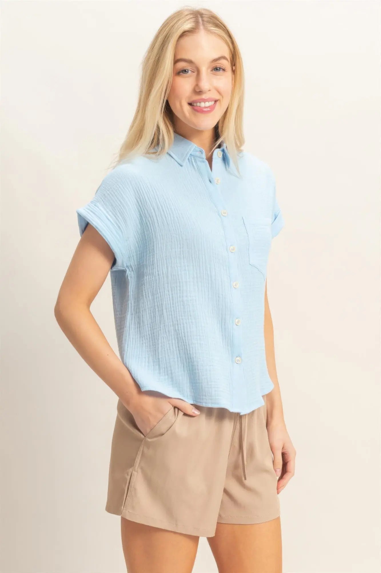 Rolled Sleeve Button-up Top  Style Ratio