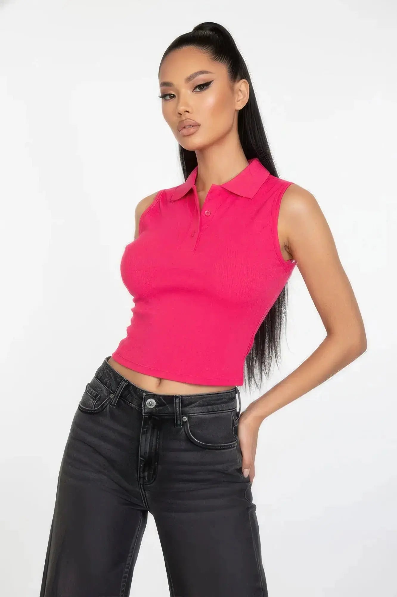 Slim-fit Sleeveless Polo Collar Crop Top  Style Ratio