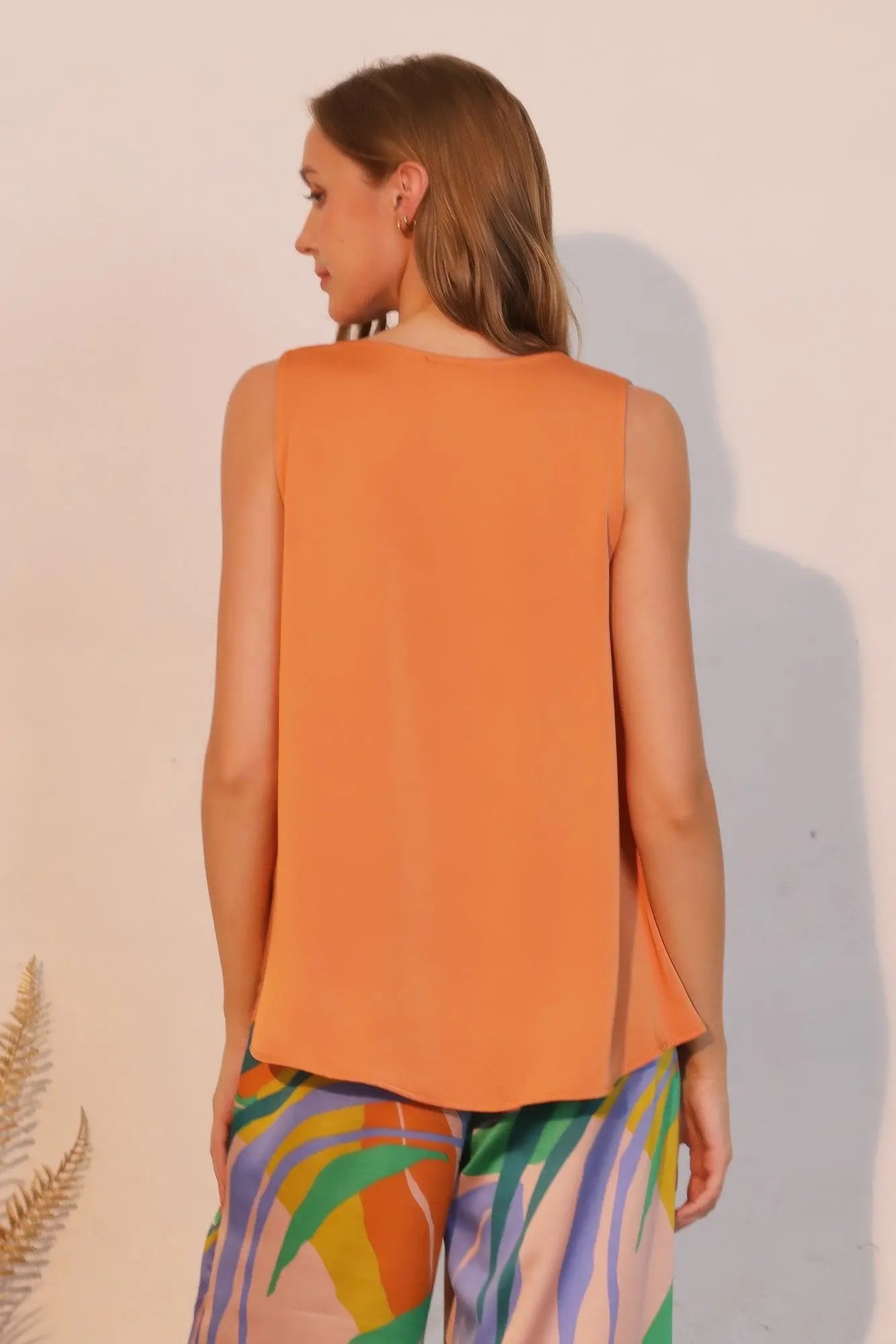 Washed Poly Silk Front Tucked Top  Style Ratio