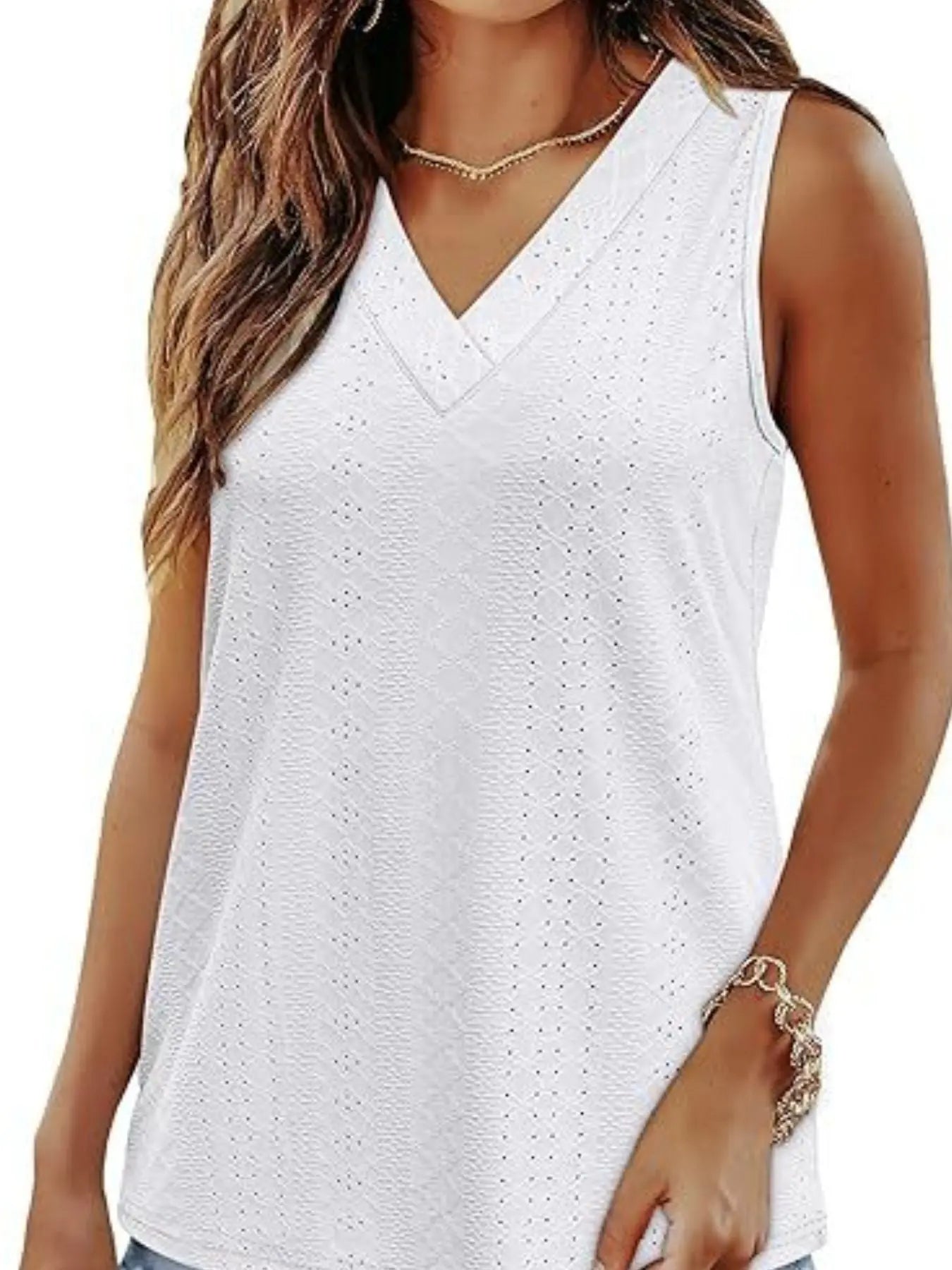 Eyelet V-Neck Tank  Style Ratio