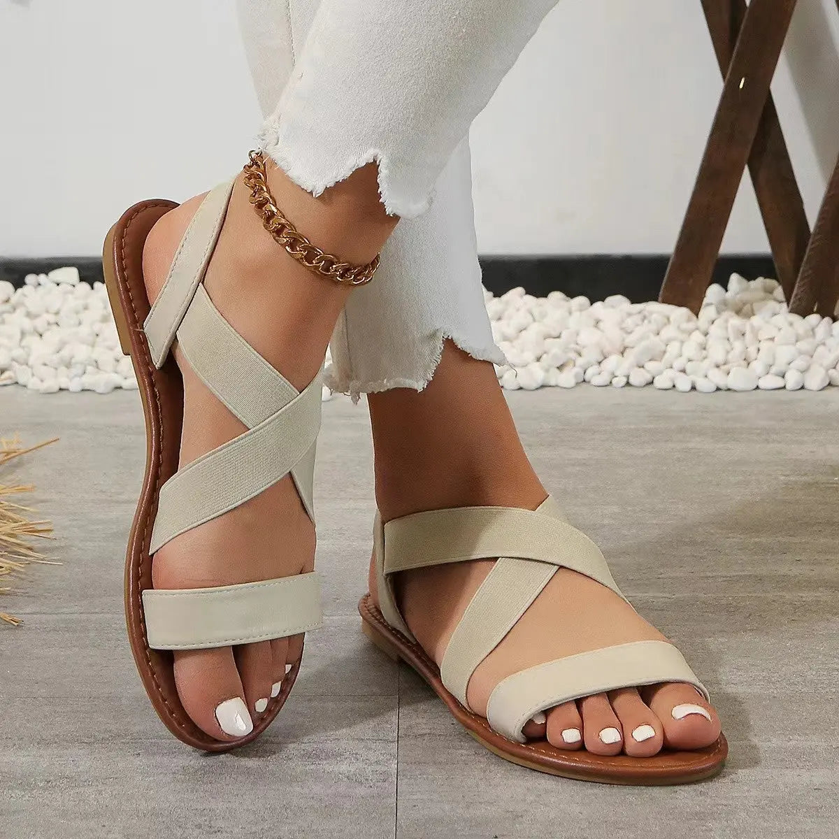 Open Toe Crisscross Sandals  Style Ratio