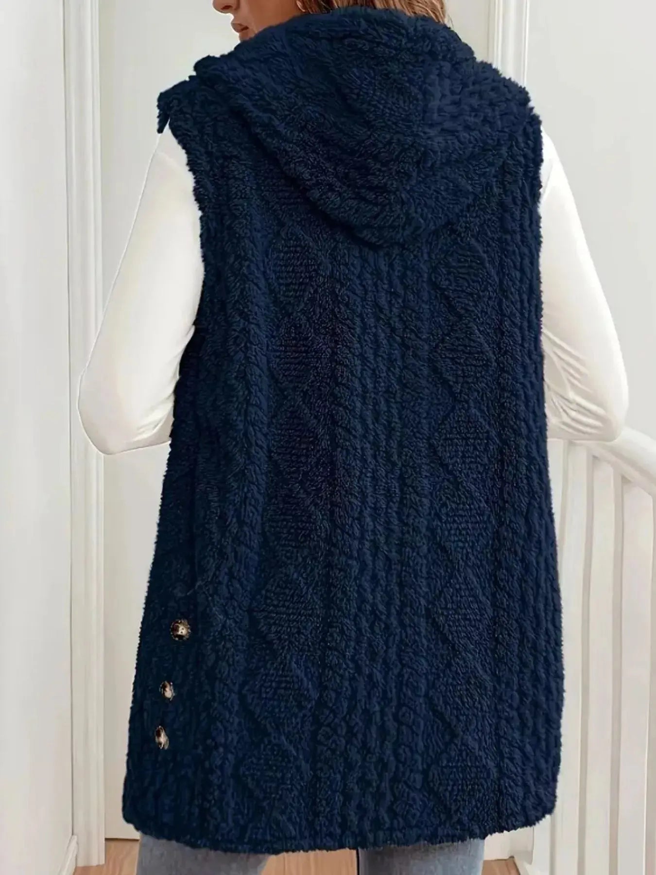 Button-Down Sherpa Hooded Vest Coat  Style Ratio