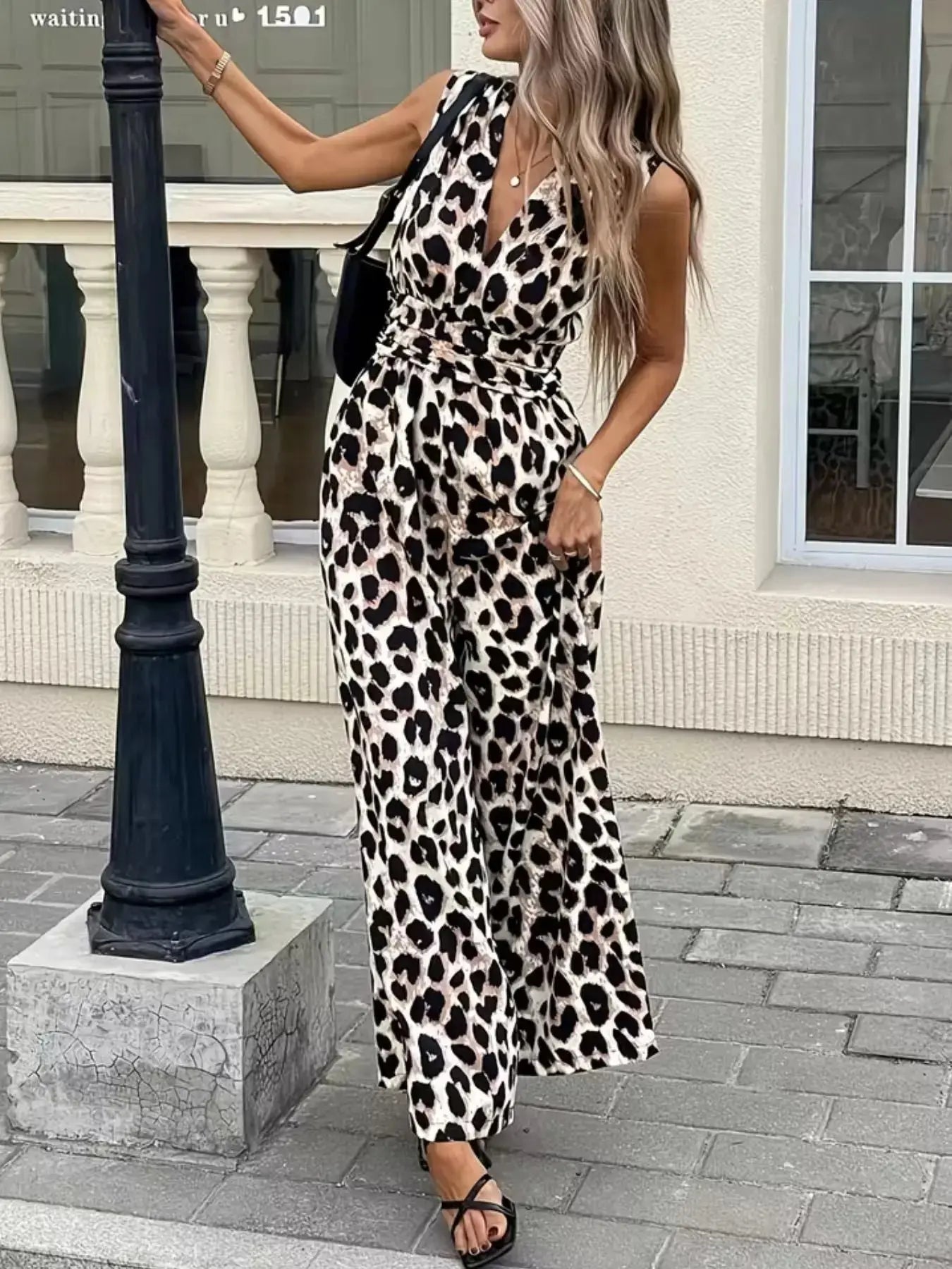 Sleeveless V Neck Leopard Print Jumpsuit  Style Ratio