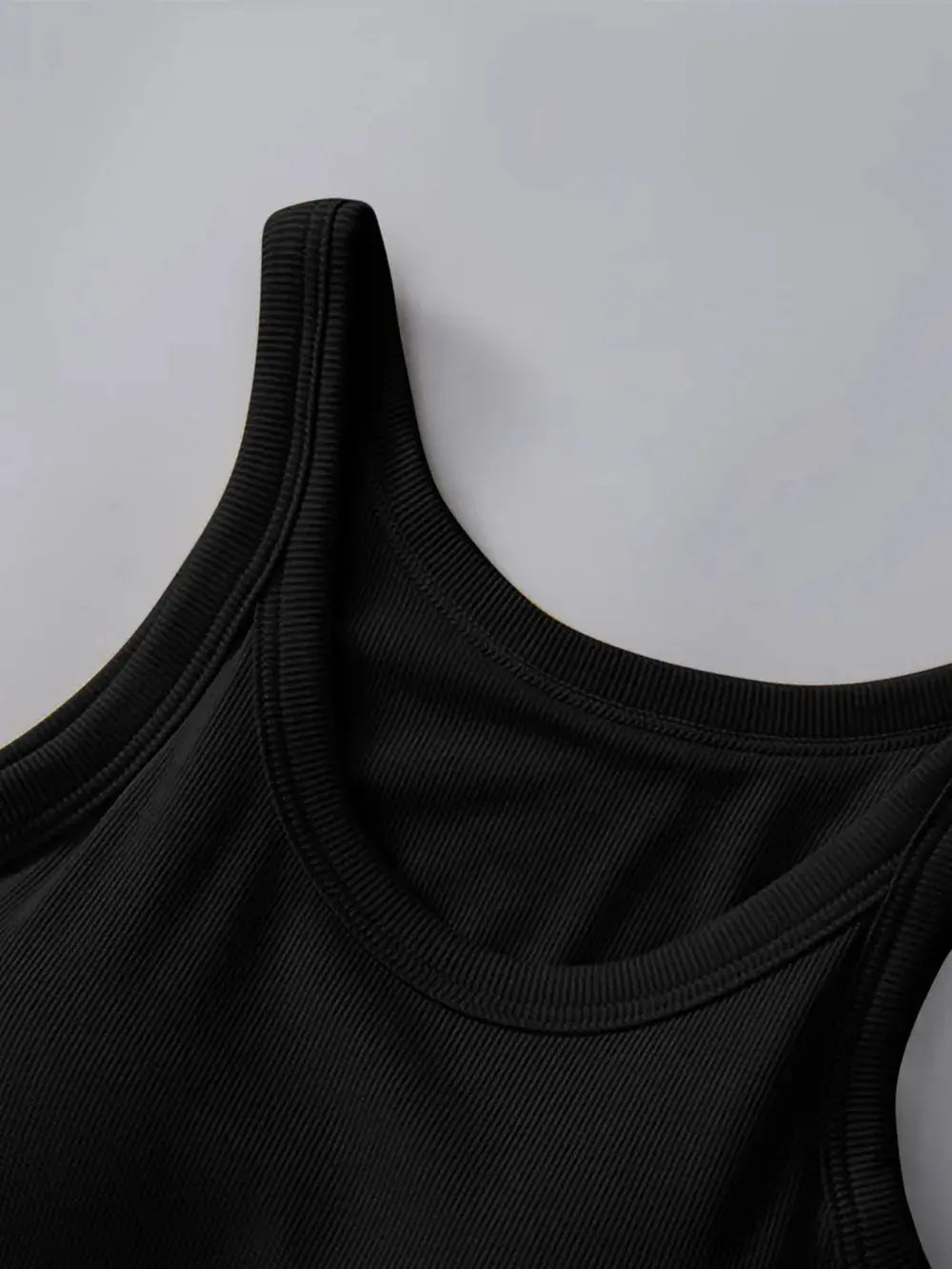 Round Neck Tank with Bra  Style Ratio