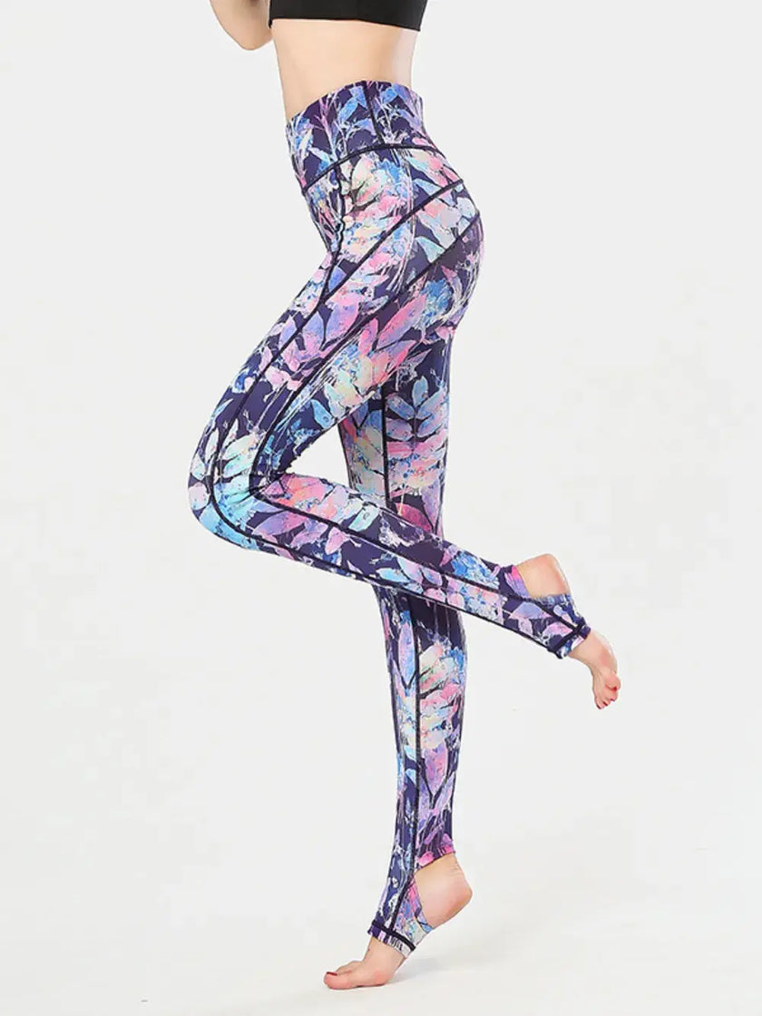 Printed Wide Waistband Active Leggings with Stirrups  Style Ratio