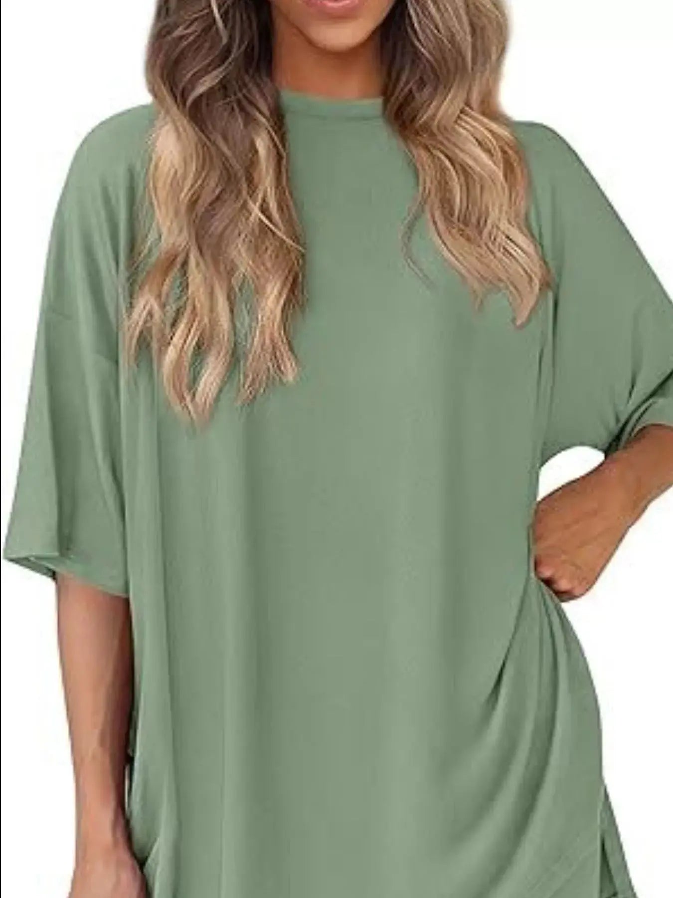 Full Size Relaxed Fit Top and Shorts Two-Piece Set  Style Ratio