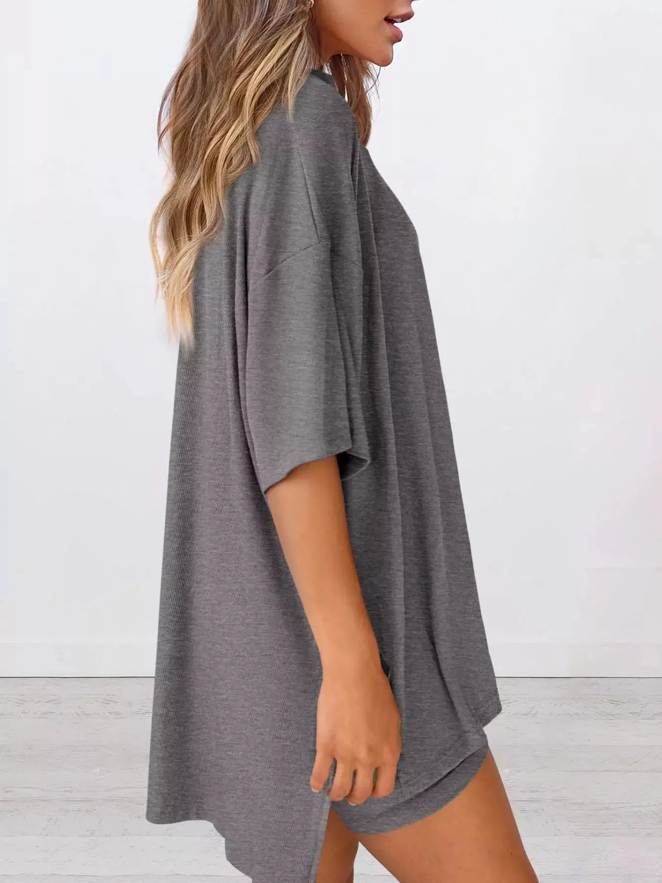 Full Size Relaxed Fit Top and Shorts Two-Piece Set  Style Ratio