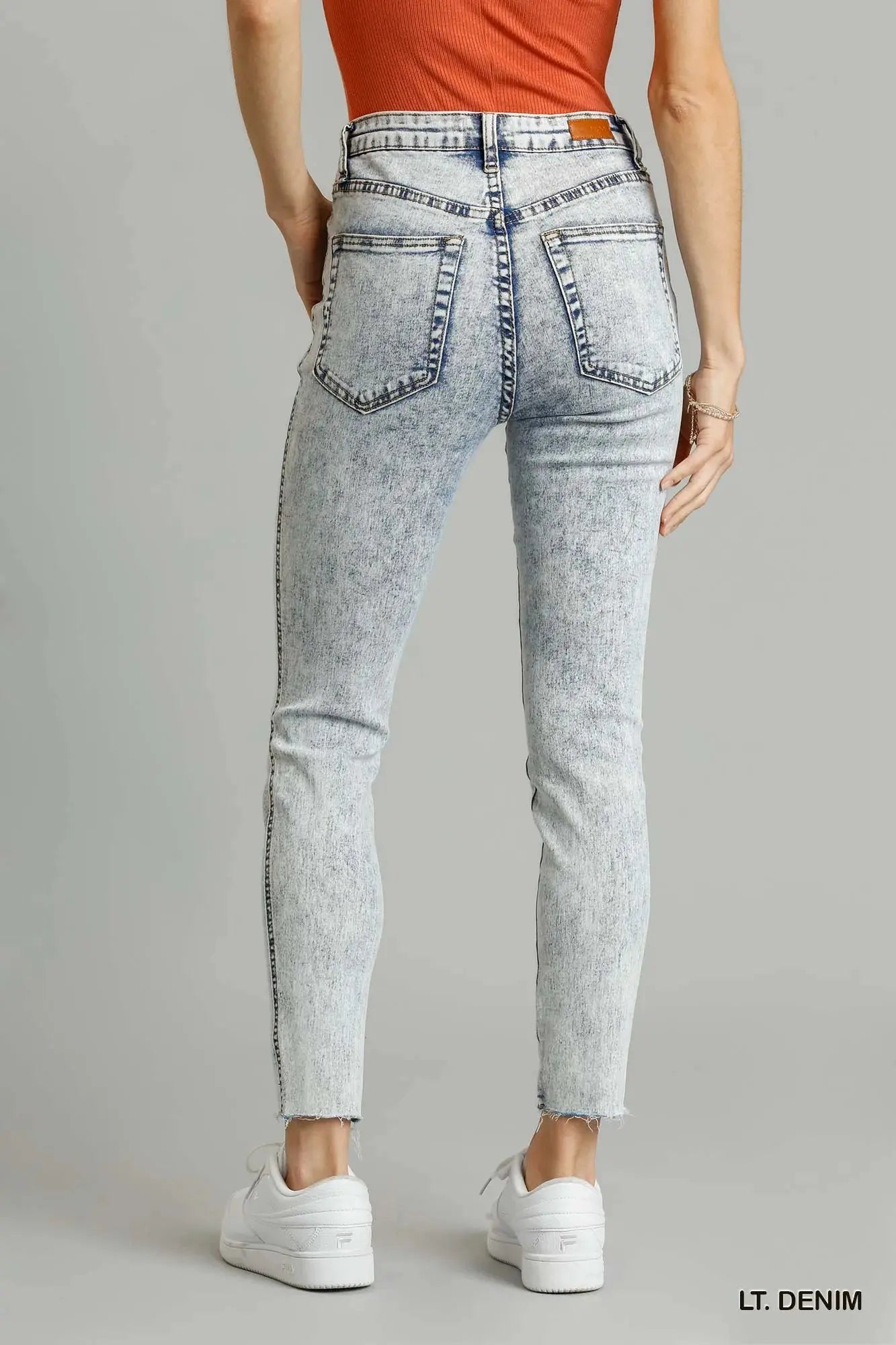 Umgee 5-Pockets Distressed Detail Stretch Denim Skinny Jeans with Unfinished Hem  Style Ratio