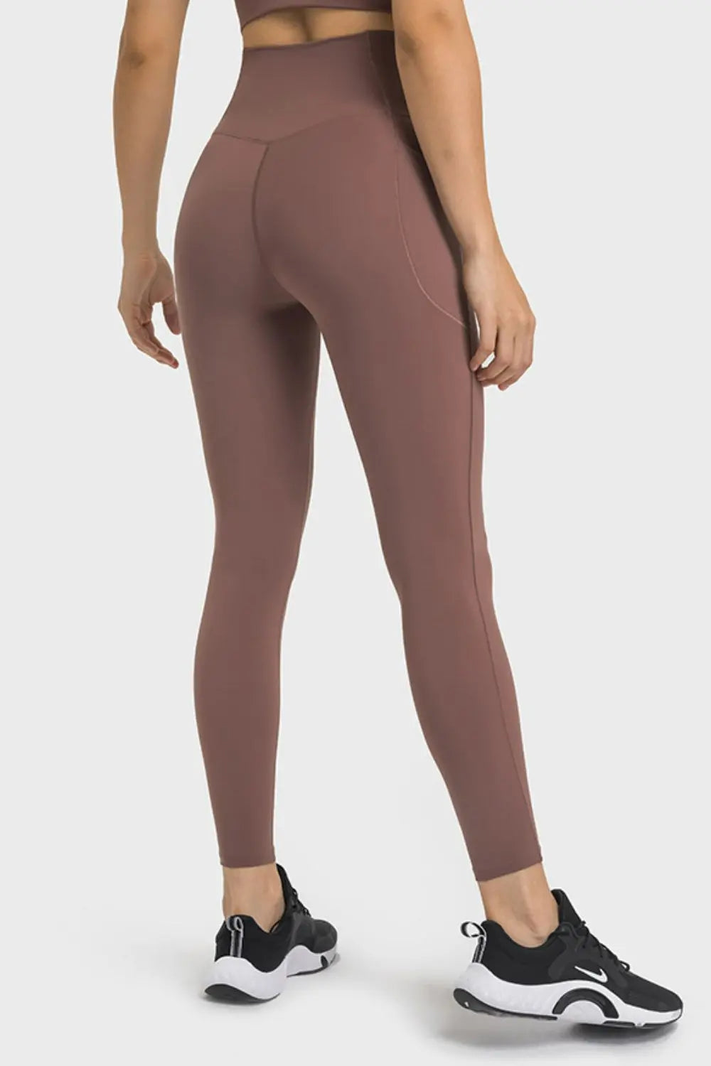 Millennia V-Waist Yoga Leggings with Pockets  Style Ratio