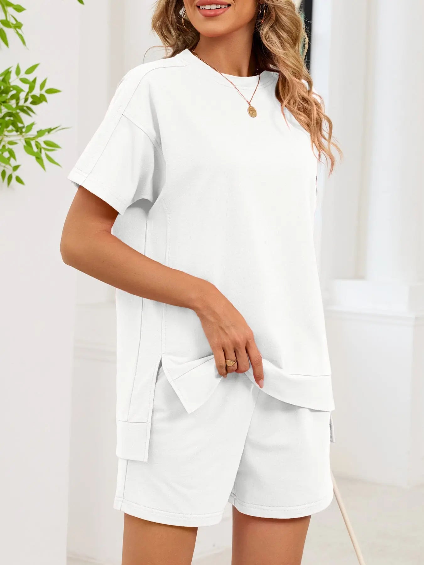 Round Neck Short Sleeve Shirt and Shorts Loungewear  Style Ratio