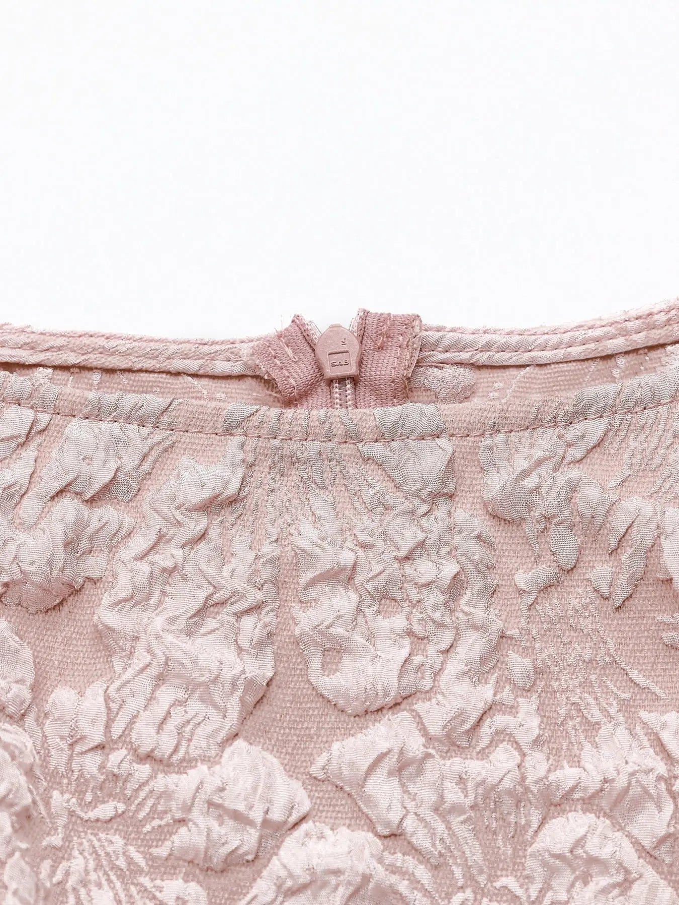 Floral Jacquard Peplum Tank Top  Style Ratio